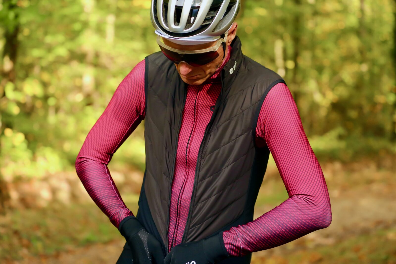 Gilet matelassé, un gilet de vélo coupe-vent chaud et sobre - Ozio